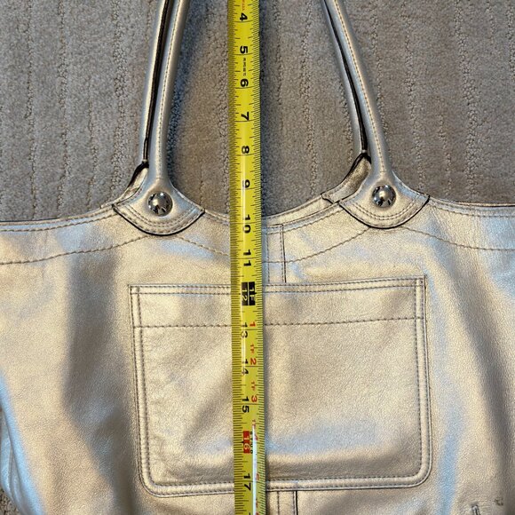 โจ Coach Metallic Silver Leather Tote Bag โจ - Picture 13 of 14